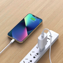 WIWU Cargador Quick PD Tipo-C + USB A Con Cable Lightning 3A 20W U0002 Blanco